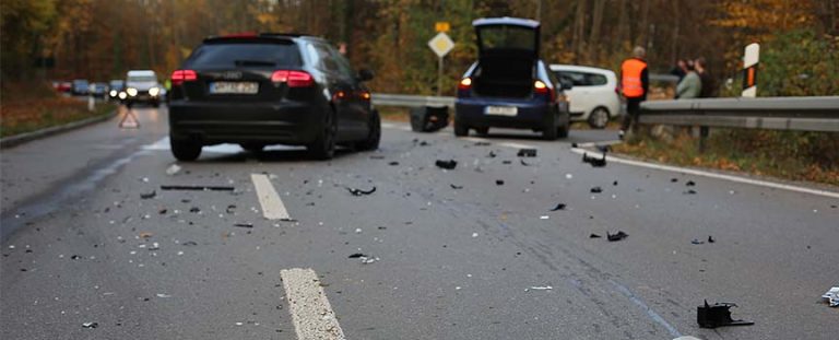 Wie Verhalte Ich Mich Richtig Bei Einem Verkehrsunfall? | Kanzleiwehner.de